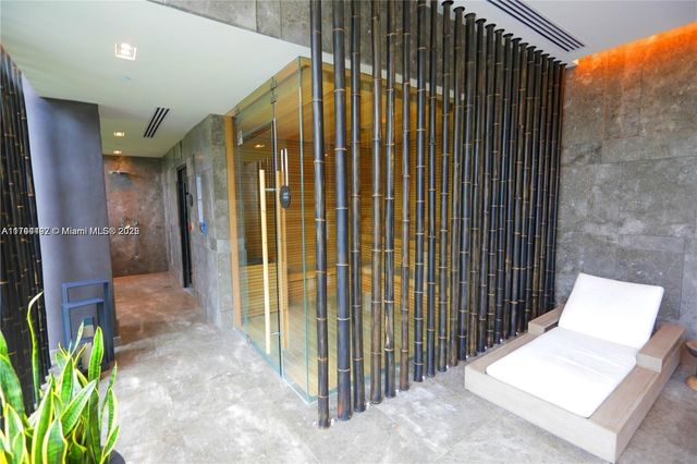 480 NE 31 St 2007, Miami, FL 33137