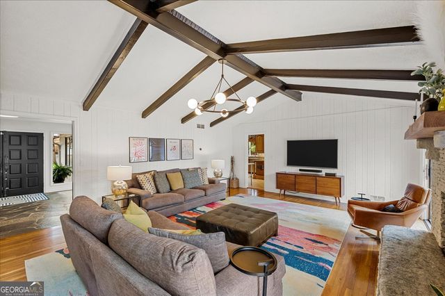 5129 Stratham Drive, Dunwoody, GA 30338