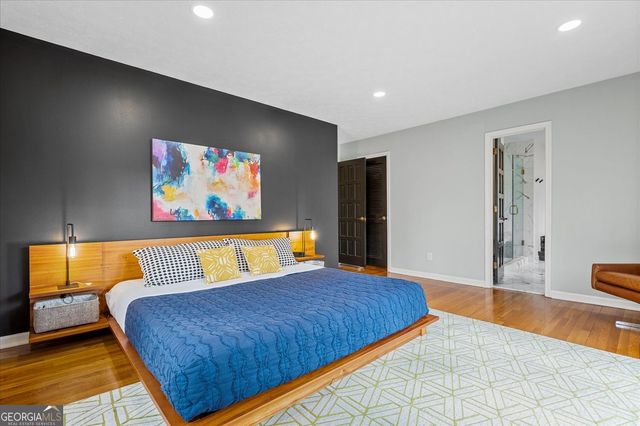 5129 Stratham Drive, Dunwoody, GA 30338