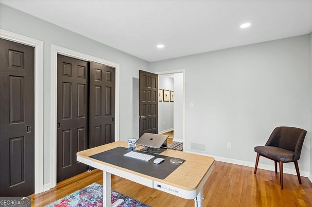 5129 Stratham Drive, Dunwoody, GA 30338