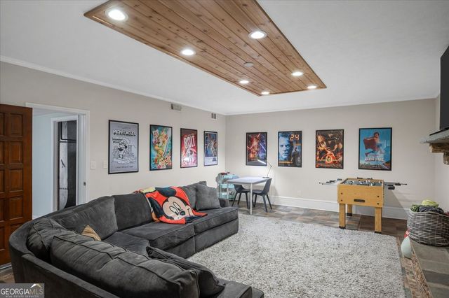 5129 Stratham Drive, Dunwoody, GA 30338