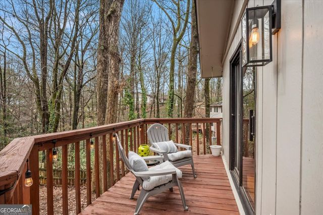 5129 Stratham Drive, Dunwoody, GA 30338