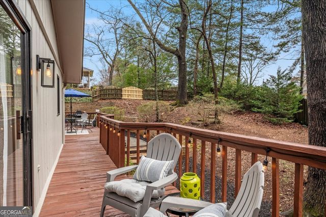 5129 Stratham Drive, Dunwoody, GA 30338