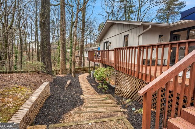 5129 Stratham Drive, Dunwoody, GA 30338