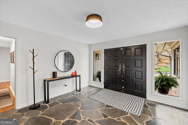 5129 Stratham Drive, Dunwoody, GA 30338