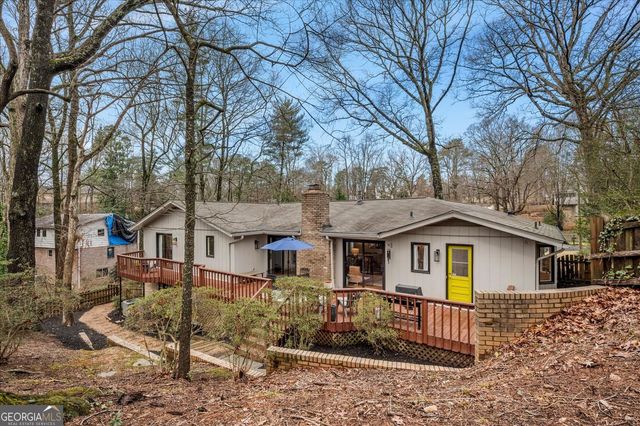 5129 Stratham Drive, Dunwoody, GA 30338