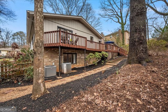 5129 Stratham Drive, Dunwoody, GA 30338