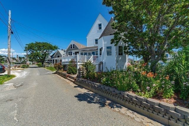 158 Cadish Ave, Hull, MA 02045