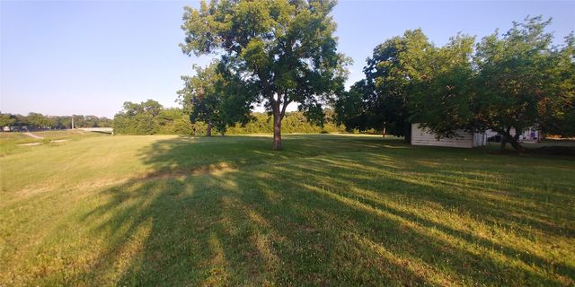 411 S Bradshaw Street, Denton, TX 76205