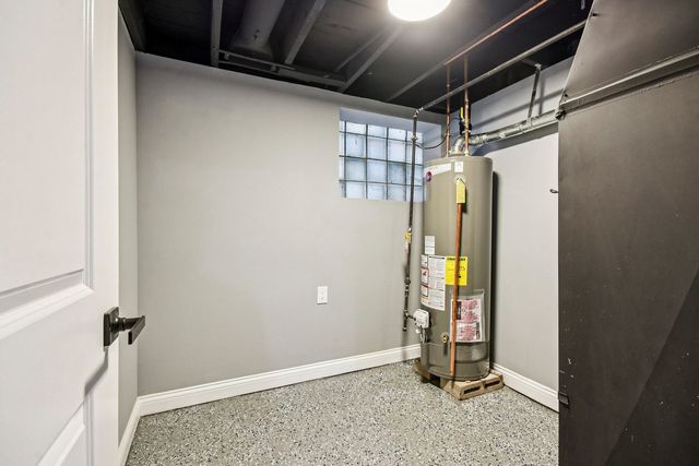 8536 S Maryland Avenue, Chicago, IL 60619