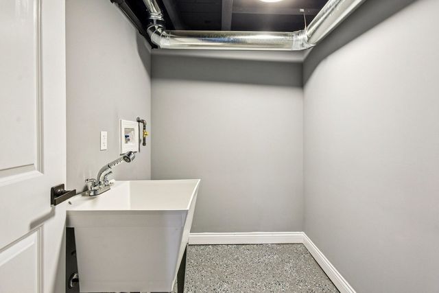 8536 S Maryland Avenue, Chicago, IL 60619