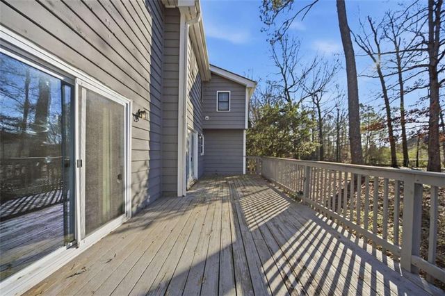 641 Field Cliff Drive, Stone Mountain, GA 30087