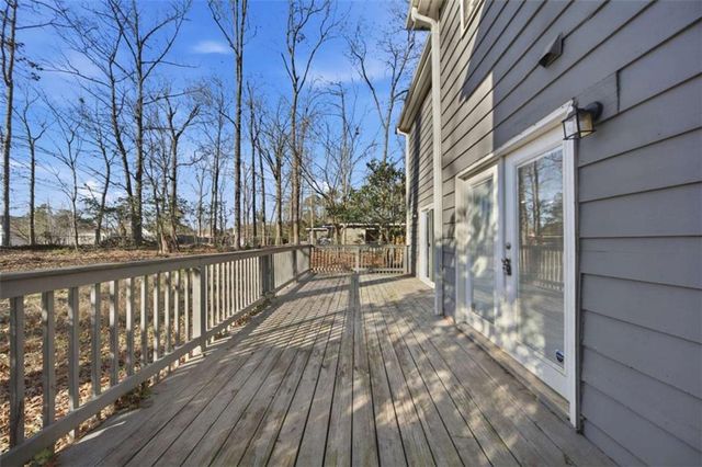 641 Field Cliff Drive, Stone Mountain, GA 30087