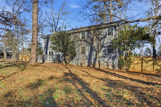 641 Field Cliff Drive, Stone Mountain, GA 30087
