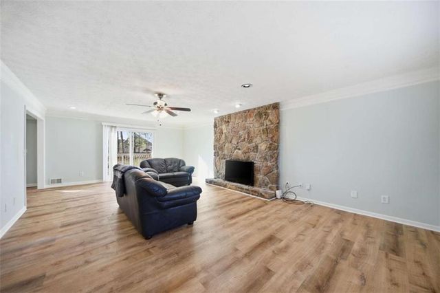 641 Field Cliff Drive, Stone Mountain, GA 30087