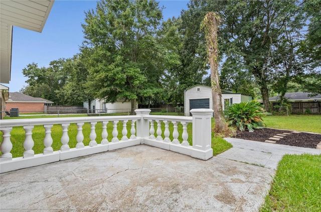 7750 Heaton Drive, Theodore, AL 36582
