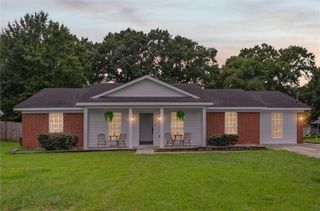 7750 Heaton Drive, Theodore, AL 36582