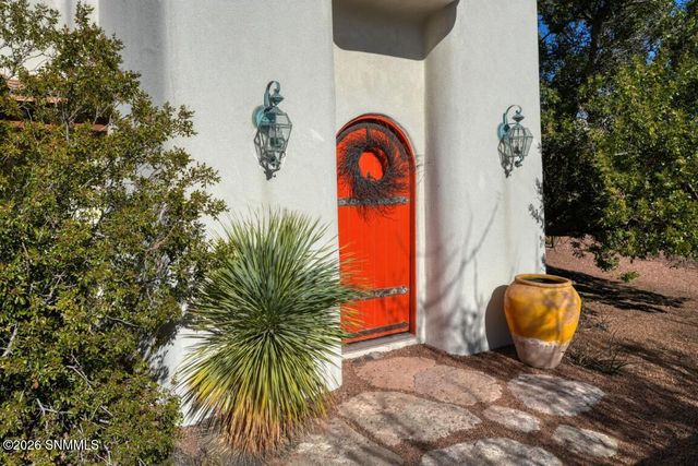 2377 Mesilla Hills Drive, Las Cruces, NM 88005