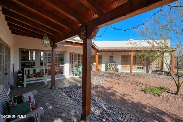 2377 Mesilla Hills Drive, Las Cruces, NM 88005