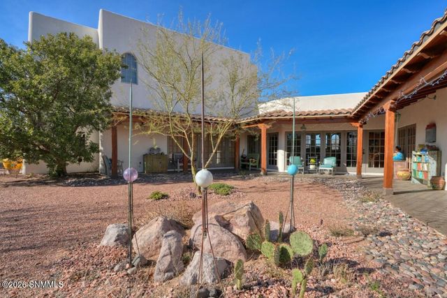 2377 Mesilla Hills Drive, Las Cruces, NM 88005