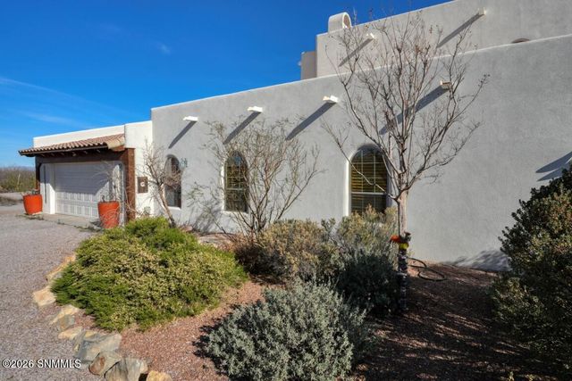 2377 Mesilla Hills Drive, Las Cruces, NM 88005