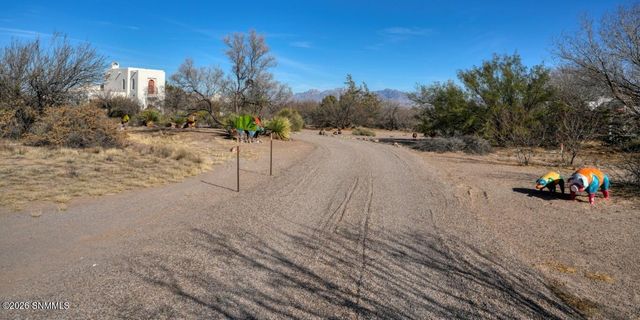 2377 Mesilla Hills Drive, Las Cruces, NM 88005