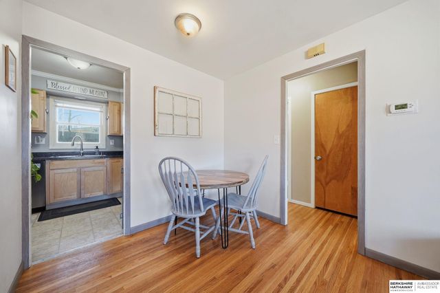 1831 Sunny Hill Road, Lincoln, NE 68502