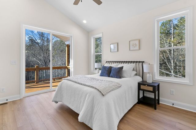 295 Mountain Laurel Ridge, Mineral Bluff, GA 30559