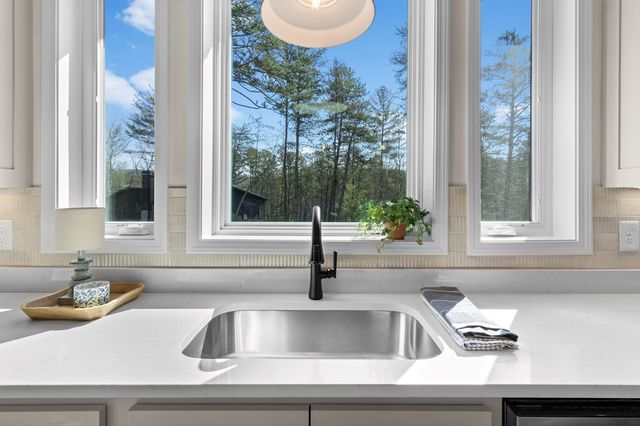 295 Mountain Laurel Ridge, Mineral Bluff, GA 30559