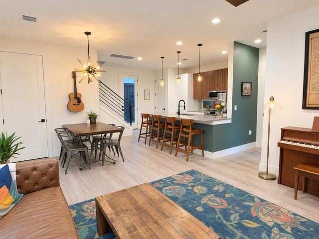 2904 Webberville RD 2, Austin, TX 78702