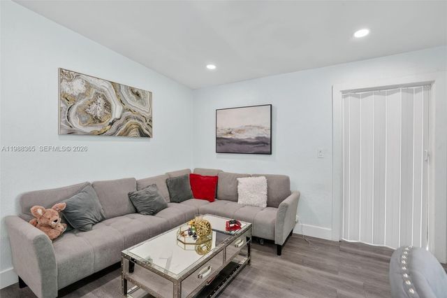 2001 Rutland St, Opa-locka, FL 33054