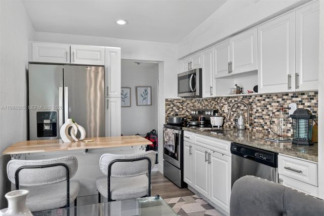 2001 Rutland St, Opa-locka, FL 33054