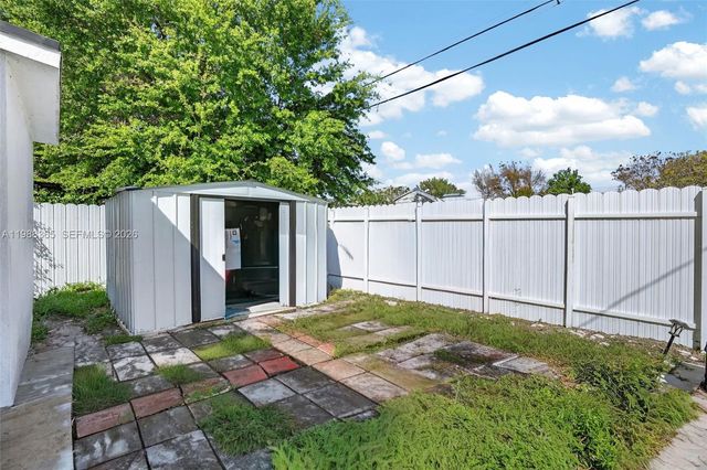 2001 Rutland St, Opa-locka, FL 33054