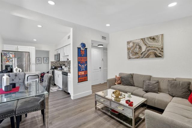 2001 Rutland St, Opa-locka, FL 33054