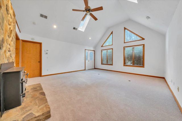 6505 Poage Valley Road, Roanoke, VA 24018