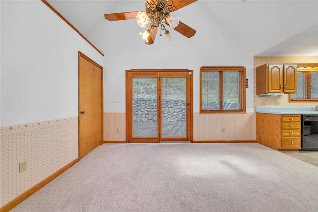 6505 Poage Valley Road, Roanoke, VA 24018