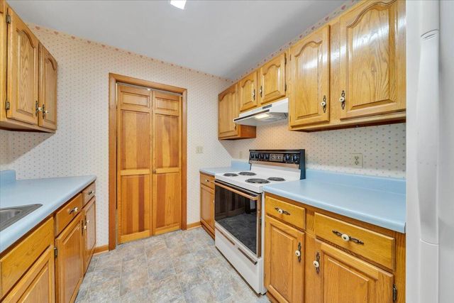 6505 Poage Valley Road, Roanoke, VA 24018