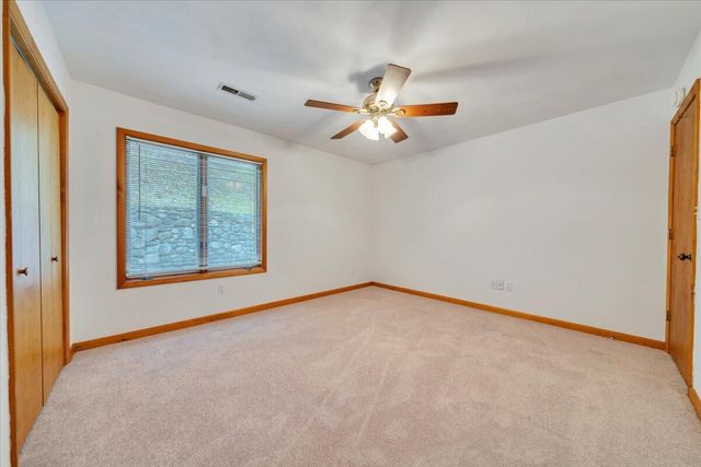 6505 Poage Valley Road, Roanoke, VA 24018