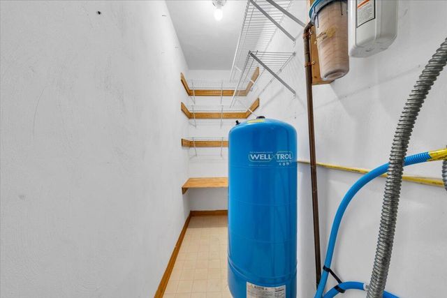 6505 Poage Valley Road, Roanoke, VA 24018