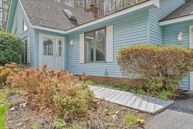 6505 Poage Valley Road, Roanoke, VA 24018