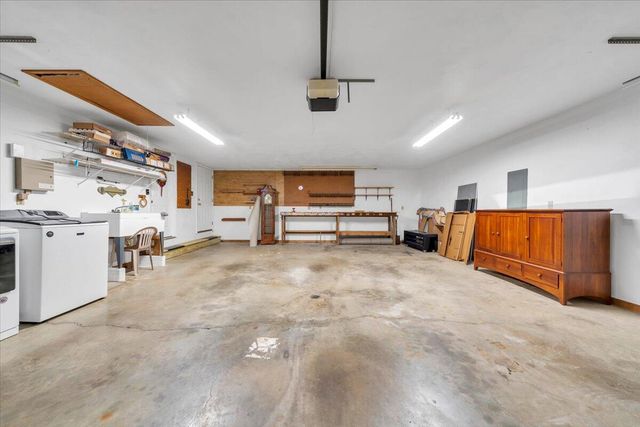 6505 Poage Valley Road, Roanoke, VA 24018