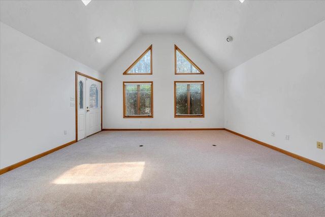 6505 Poage Valley Road, Roanoke, VA 24018