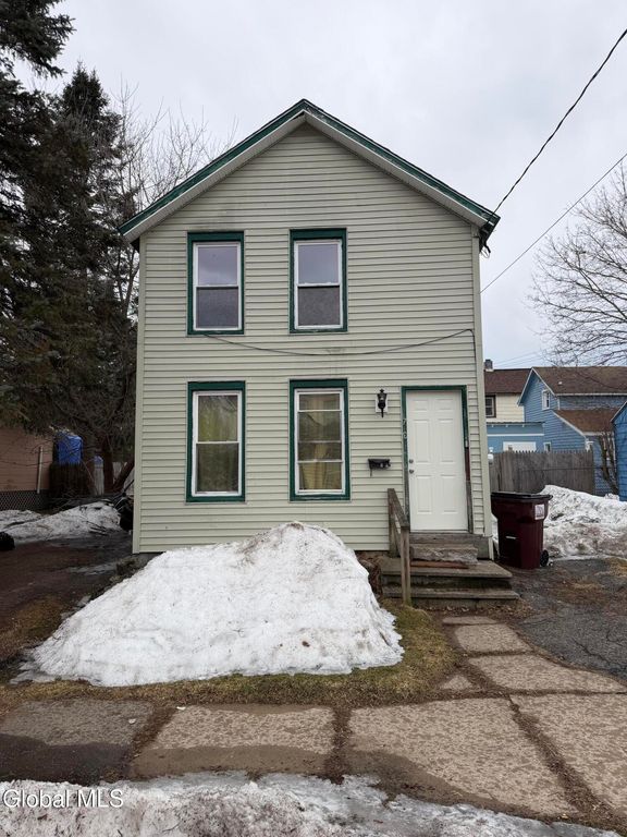 173 N Arlington Avenue, Gloversville, NY 12078
