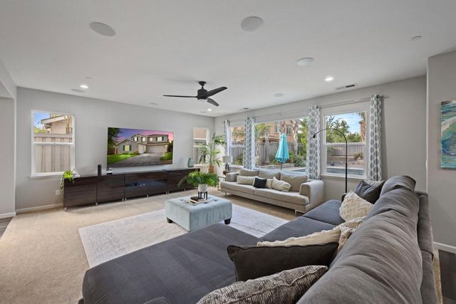 756 W Plumas Ct, Mountain House, CA 95391