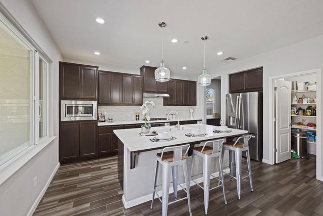 756 W Plumas Ct, Mountain House, CA 95391