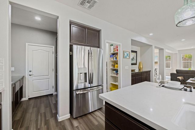 756 W Plumas Ct, Mountain House, CA 95391