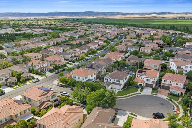 756 W Plumas Ct, Mountain House, CA 95391