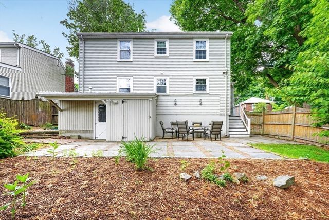 43 Grandview Ave, Watertown, MA 02472
