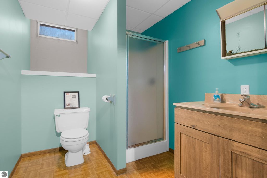 Image 23 of property listing at 5813 Pennington Drive, Beulah, MI 49617