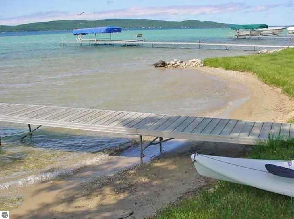 Image 30 of property listing at 5813 Pennington Drive, Beulah, MI 49617